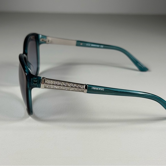 Swarovski Evelina SW 83 71T Sunglasses - Picture 6 of 8